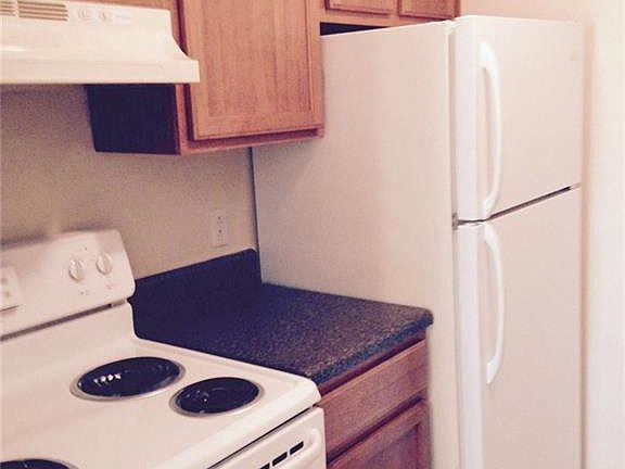 2nd image of 361 San Antonio Blvd APT 9