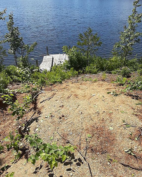2nd image of 144 Merrill Pond Dr