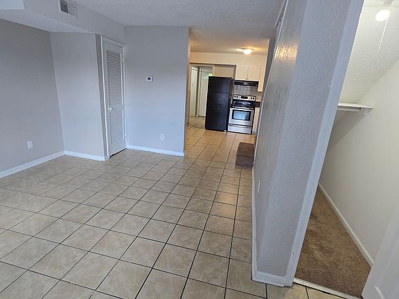 4th image of 302 Koon St APT C
