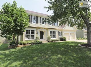 15501 Beverly Ct, Overland Park, KS 66223