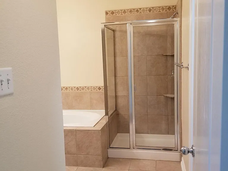 4000 Rome Ct — Photo 13