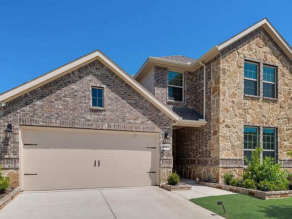 3rd image of 2085 Tahoka Ln