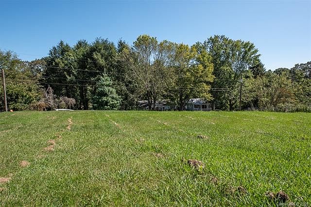 1st image of 93 Vance Crescent Ext #7