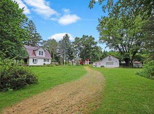 6484 W Burr Oak Rd, Freeport, IL 61032