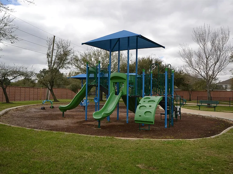 20751 Cypress Post Dr — Photo 38