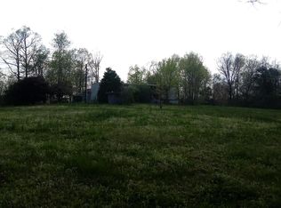 327 Brock Rd, Charlotte, TN 37036