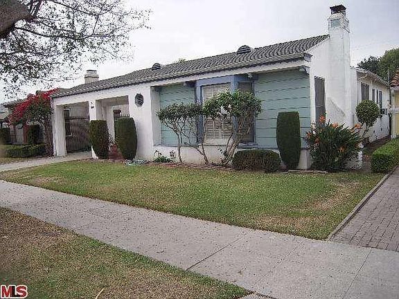 2nd image of 3827 Roxton Ave