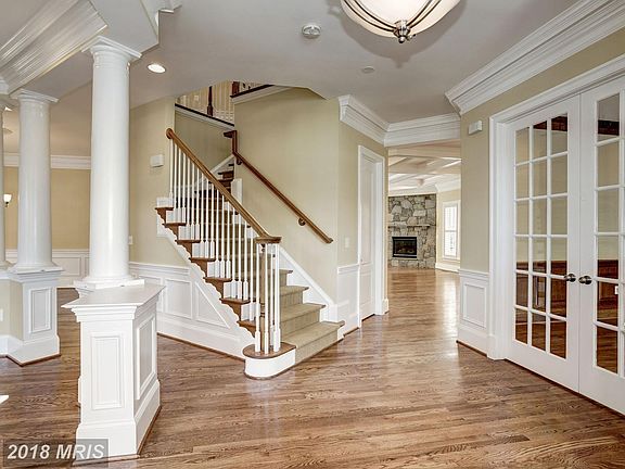 4th image of 7215 Farm Meadow Ct