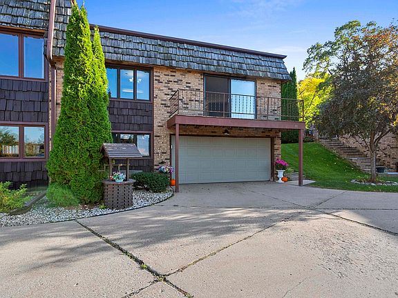 5th image of 1140 Mount Mary Dr