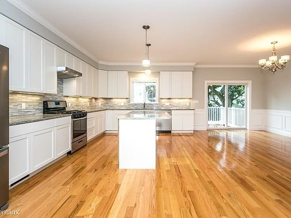 18 Wadsworth Ave. #2 Waltham Shared Unit Photo 4