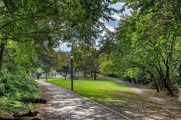 Rented by Brooklyn Property Group LLC | media 11