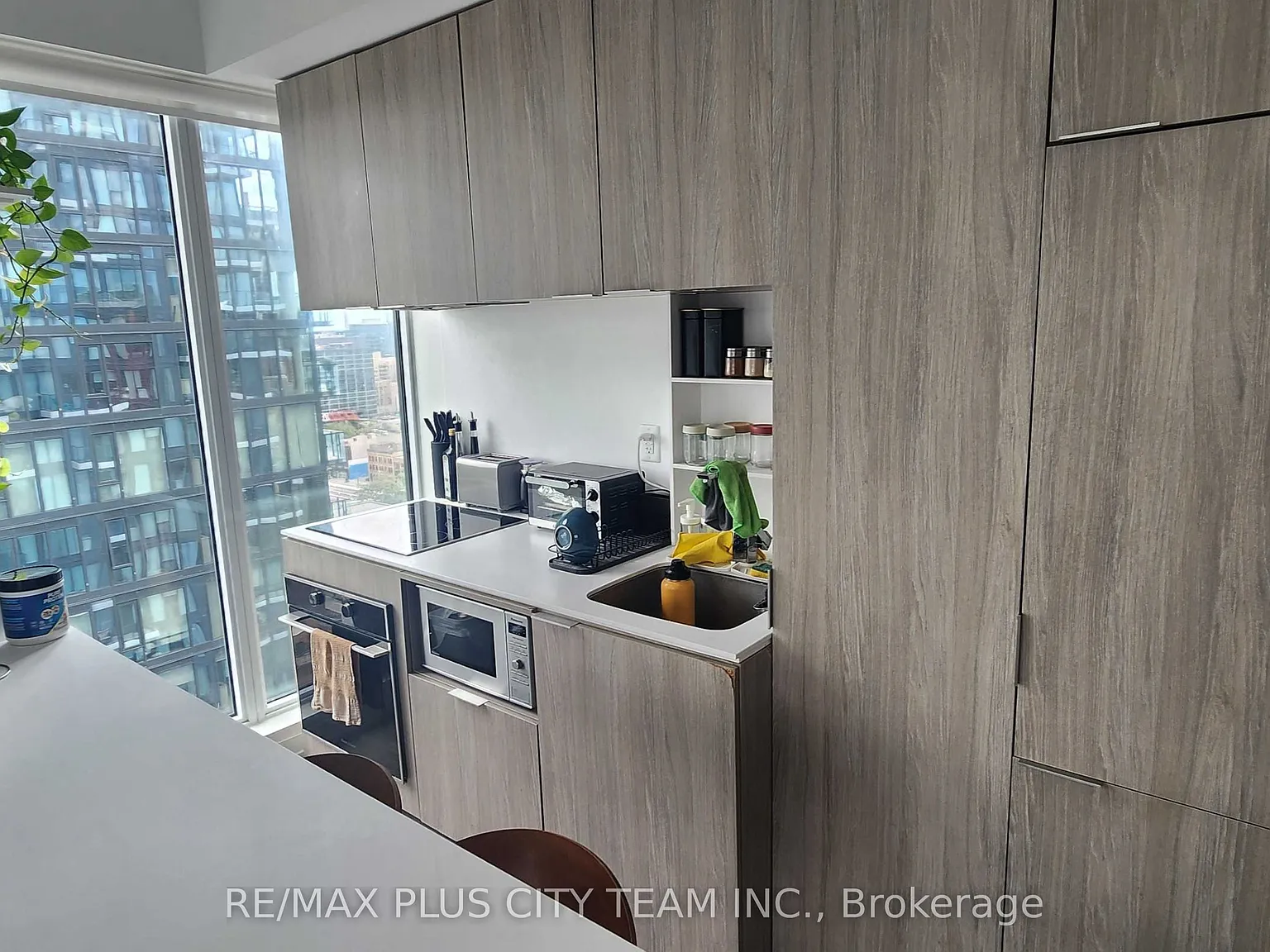 2 bed, $2,900 — Photo 4