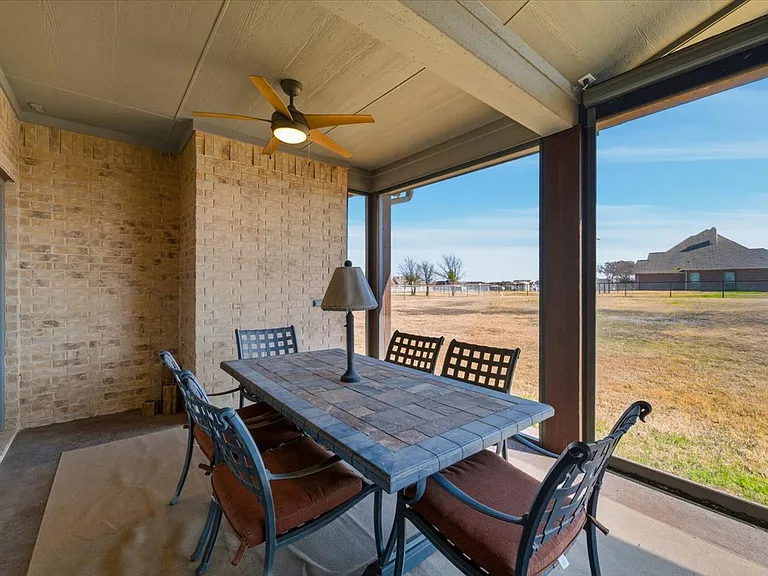 570 S Point Ct — Photo 28