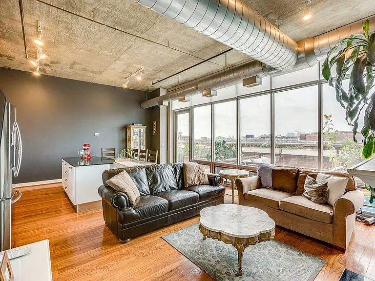 111 S Morgan St #907 — Photo 2