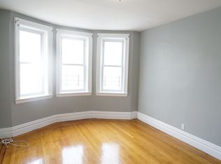 824 E 223rd St #1, Bronx, NY 10466