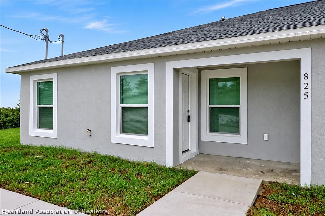 3 bed, 2.0 bath, 1161 sqft, $1,550 — Photo 2