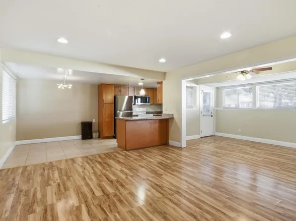 14225 Lora Dr APT 9, Los Gatos, CA 95032