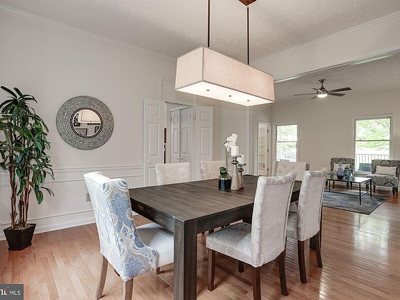 5th image of 6208 Valley View Dr