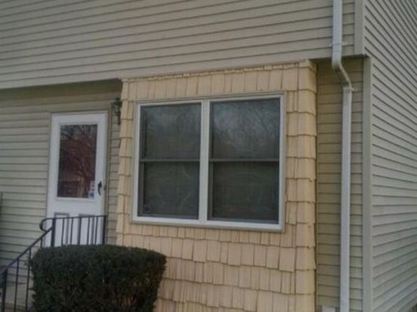 14 Windwood Dr #14