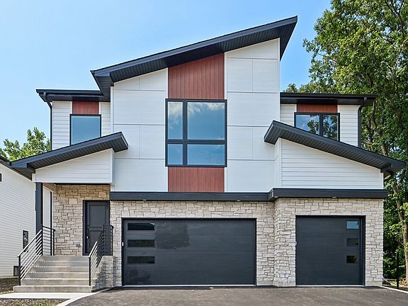 2nd image of 134 Pine Ln
