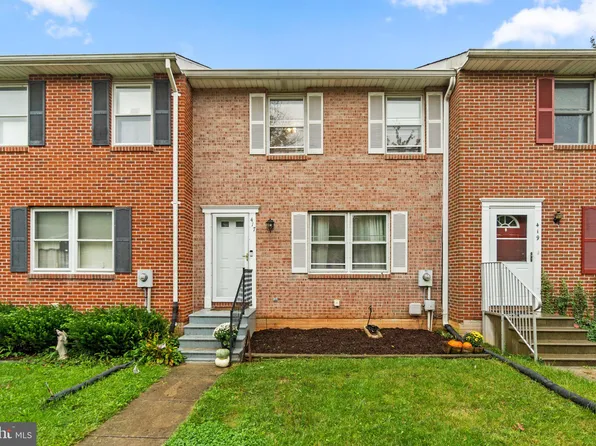 417 Windy Knoll Dr, Mount Airy, MD 21771