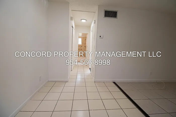 1727 Liberty St #5 — Photo 5