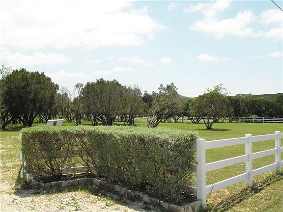 2nd image of 2293 Shady Oaks Cir
