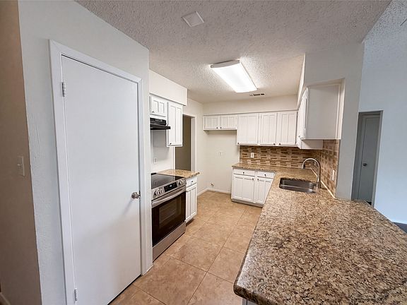 2nd image of 5410 Vagas Dr