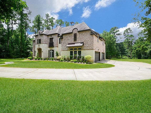 4th image of 10233 S Autumn Leaf Cir