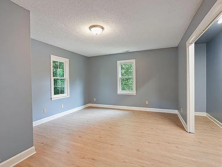 163 W Lillington St — Photo 10