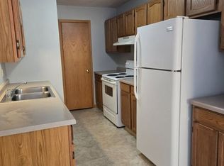 1101 Division St #6, Decorah, IA 52101