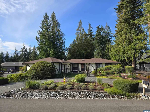 118 San Juan Dr, Sequim, WA 98382