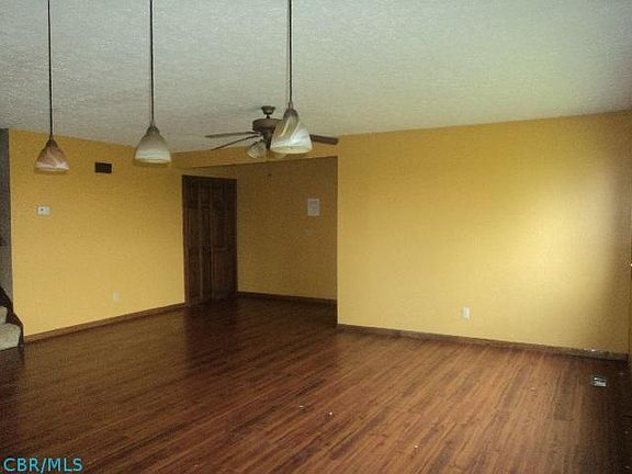 3rd image of 4235 Blacklick Eastern Rd NE