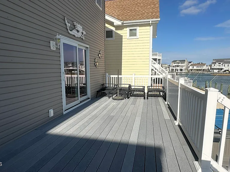 59 Weaver Dr — Photo 4