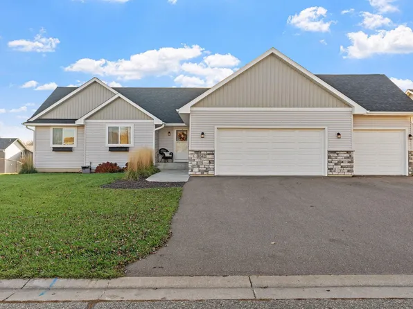 1642 Possum Way, New Richmond, WI 54017