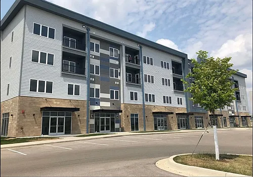 Parkway West Apartments Photo 1