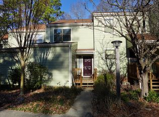 206 Cedarwood Ln, Carrboro, NC 27510
