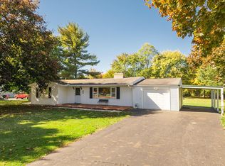 8 Winston Rd, Delaware, OH 43015