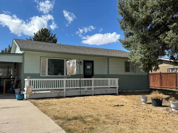 1710 E E St #I, Torrington, WY 82240
