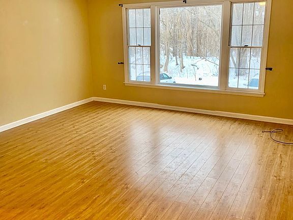 5th image of 299 Highbridge St APT 21