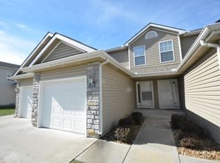 705 SW Shadow Glen Dr, Blue Springs, MO 64015