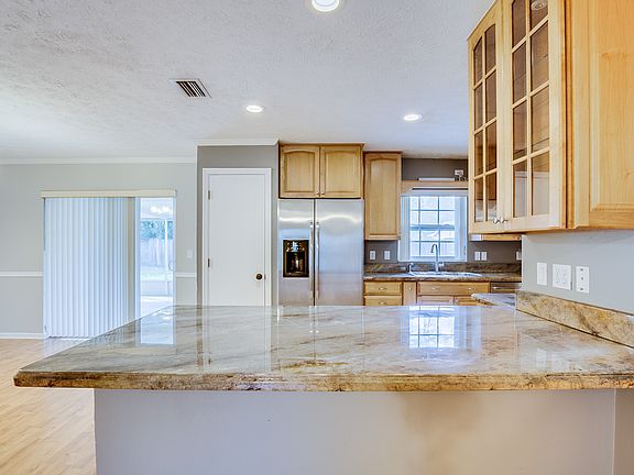 3rd image of 5421 Fulmar Dr