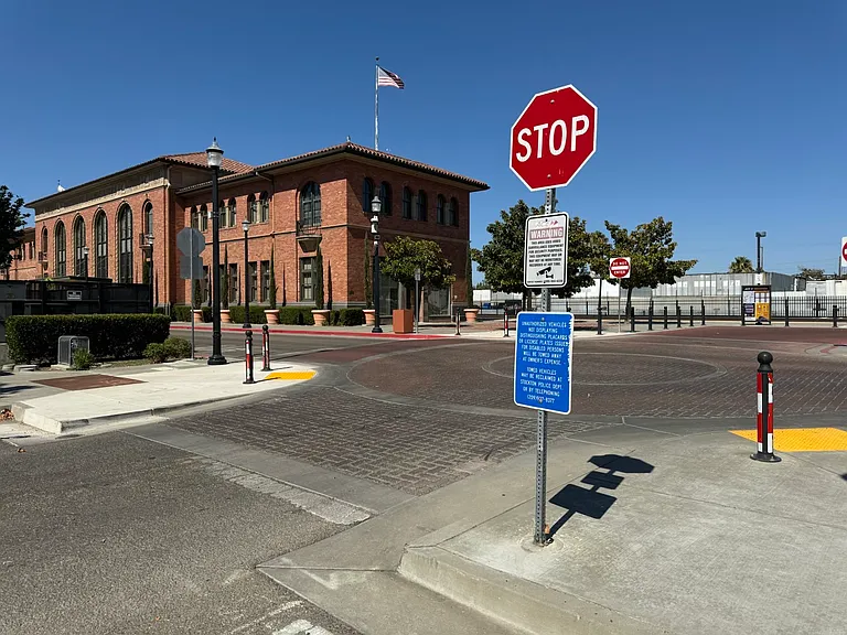 930 E Channel St — Photo 16