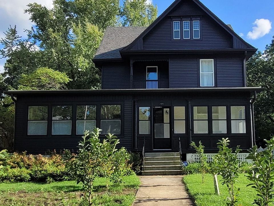 1st image of 1313 E Washington St