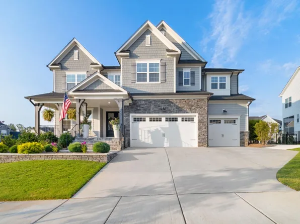 400 Ivy Arbor Way, Holly Springs, NC 27540
