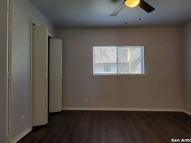 538 Dukeway Dr #C — Photo 9