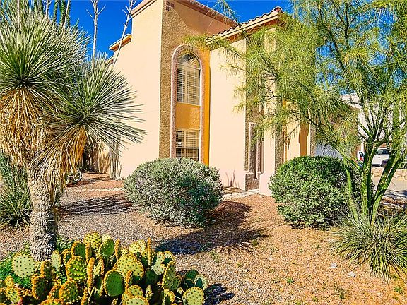3rd image of 7465 Plaza Redonda Dr