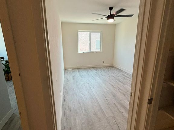 3rd image of 1219 N 47th Pl