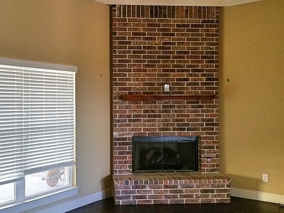5th image of 449 Stone Manor Dr.