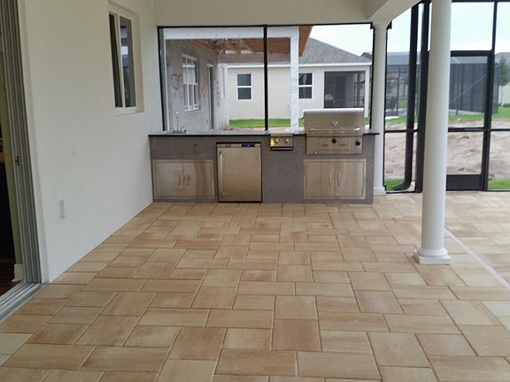2nd image of 11413 Chateaubriand Ave